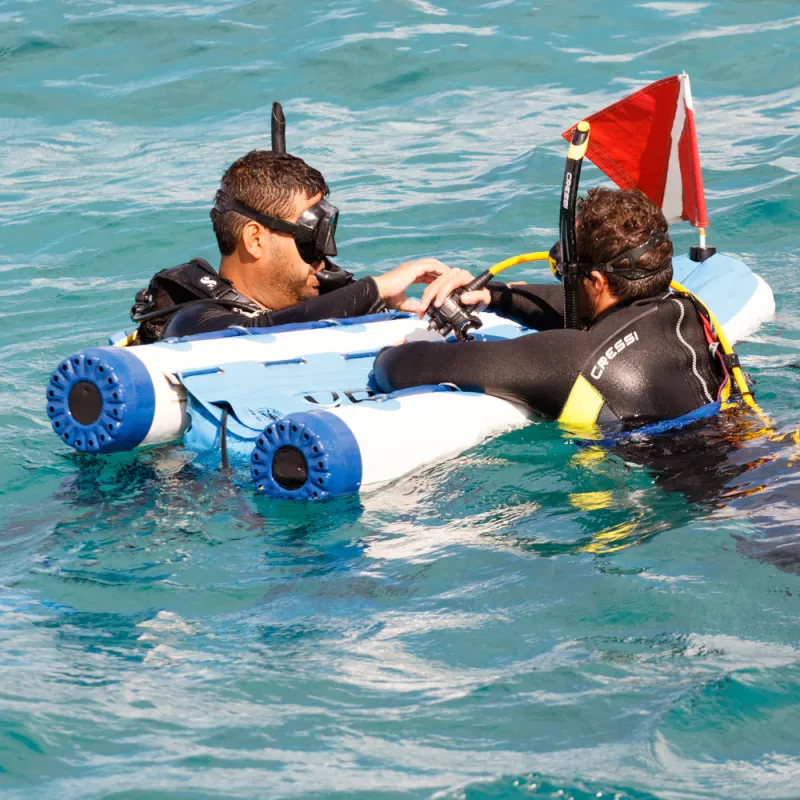SNUBA dives in ocean